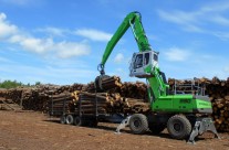 Elmsdale Lumber Team “Buys In” To The Pulling Power Of SENNEBOGEN Log Handler